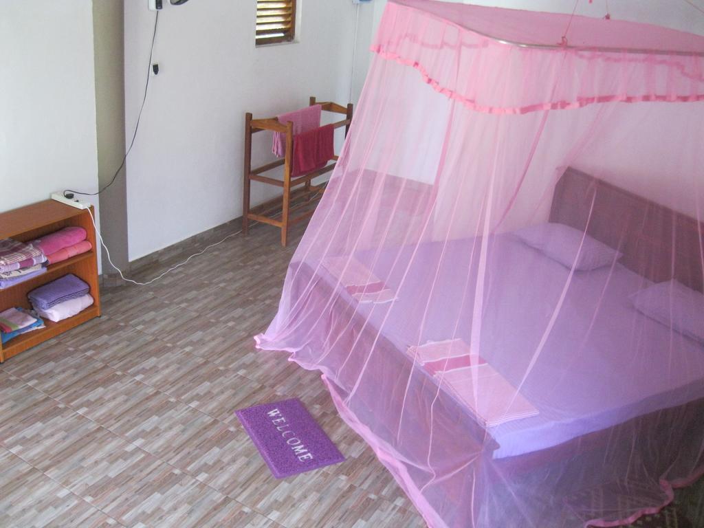 Sunshine Cafe Daire Tangalle Dış mekan fotoğraf